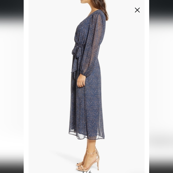 All In Favor Floral Wrap Front Long sleeve Midi Dress, Large - Picture 5 of 7